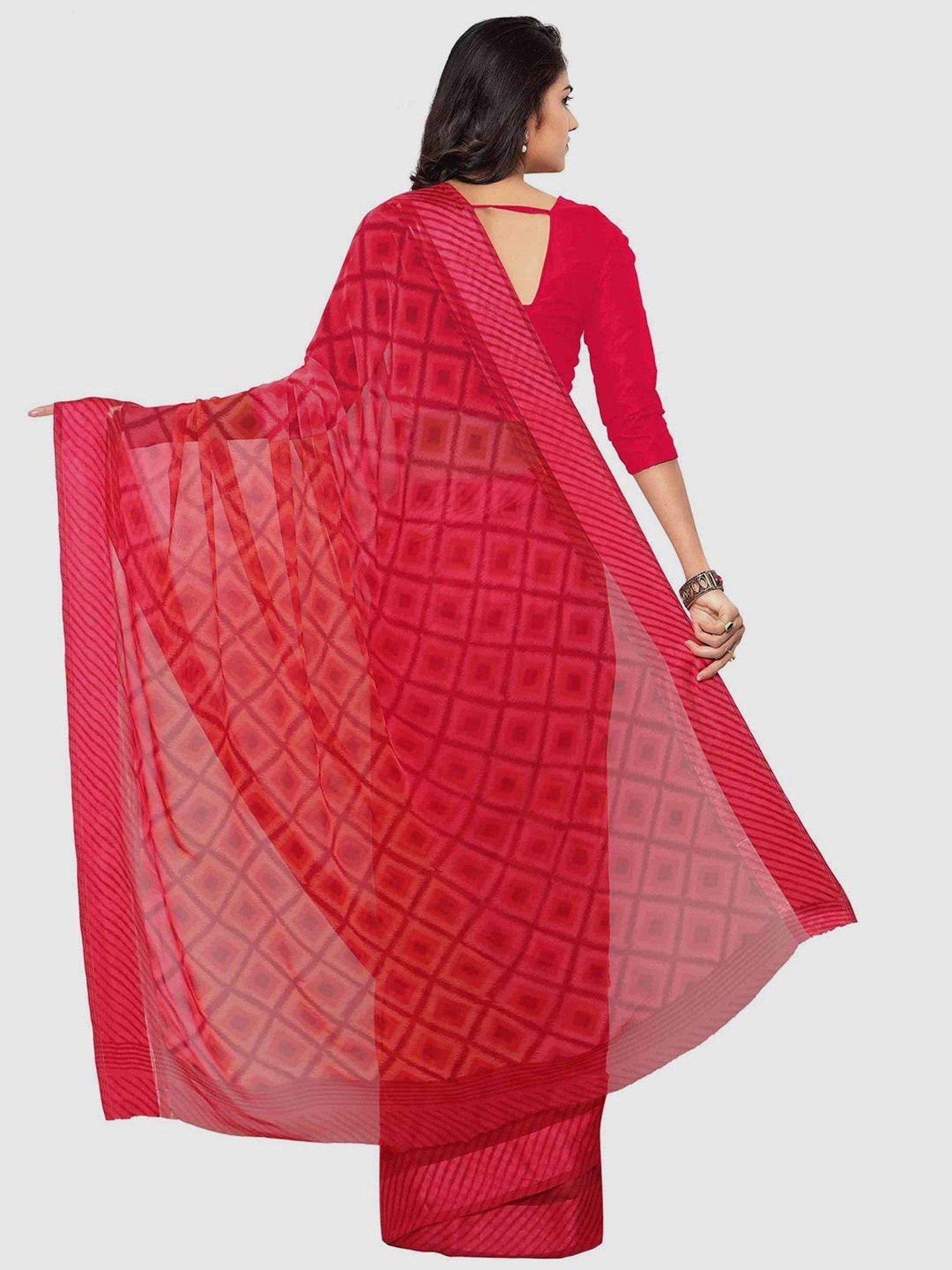 Vaamsi Red Chequered Saree With Unstitched Blouse