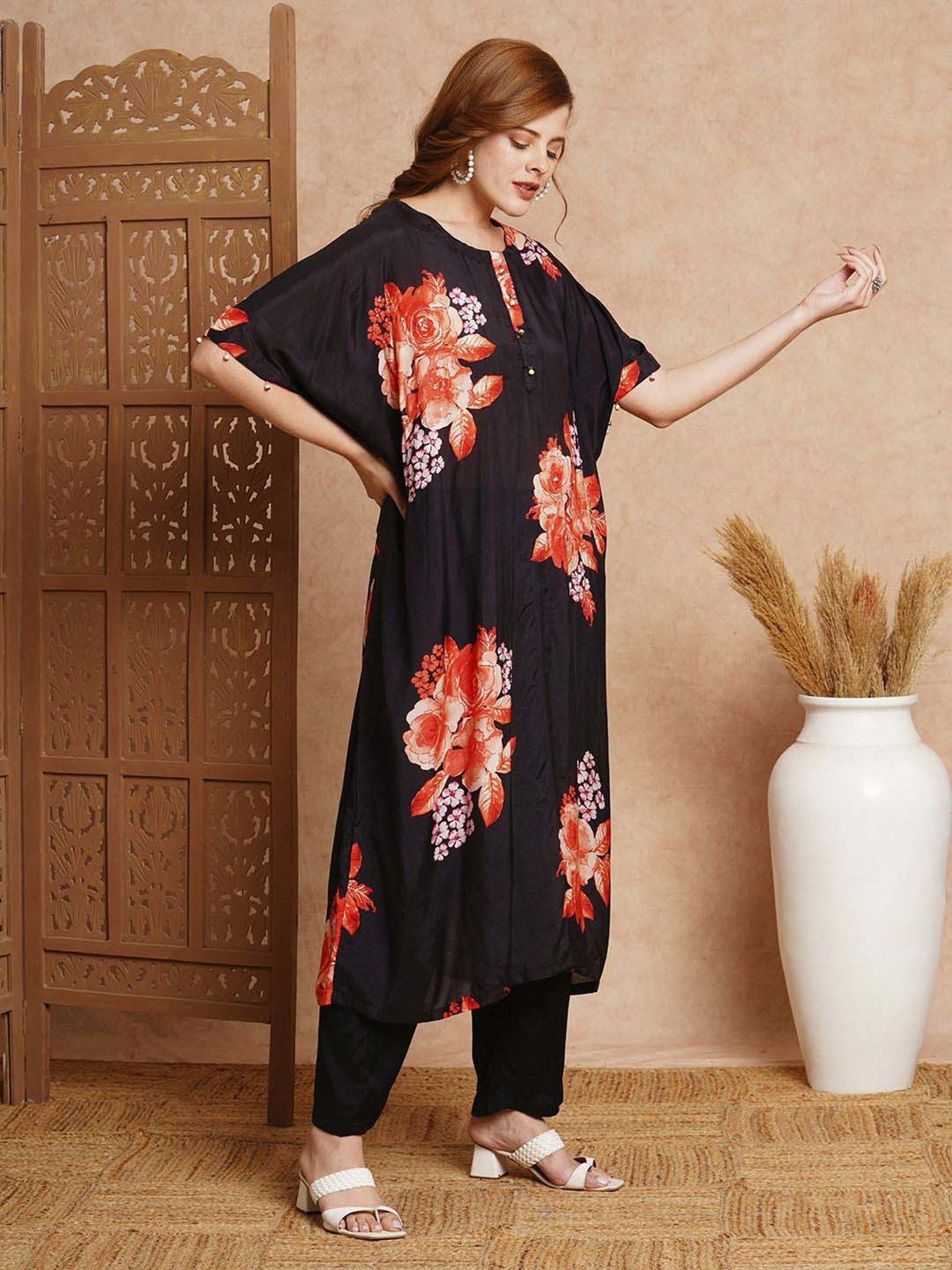 Fashor Black Floral Print Kurta & Pant Set