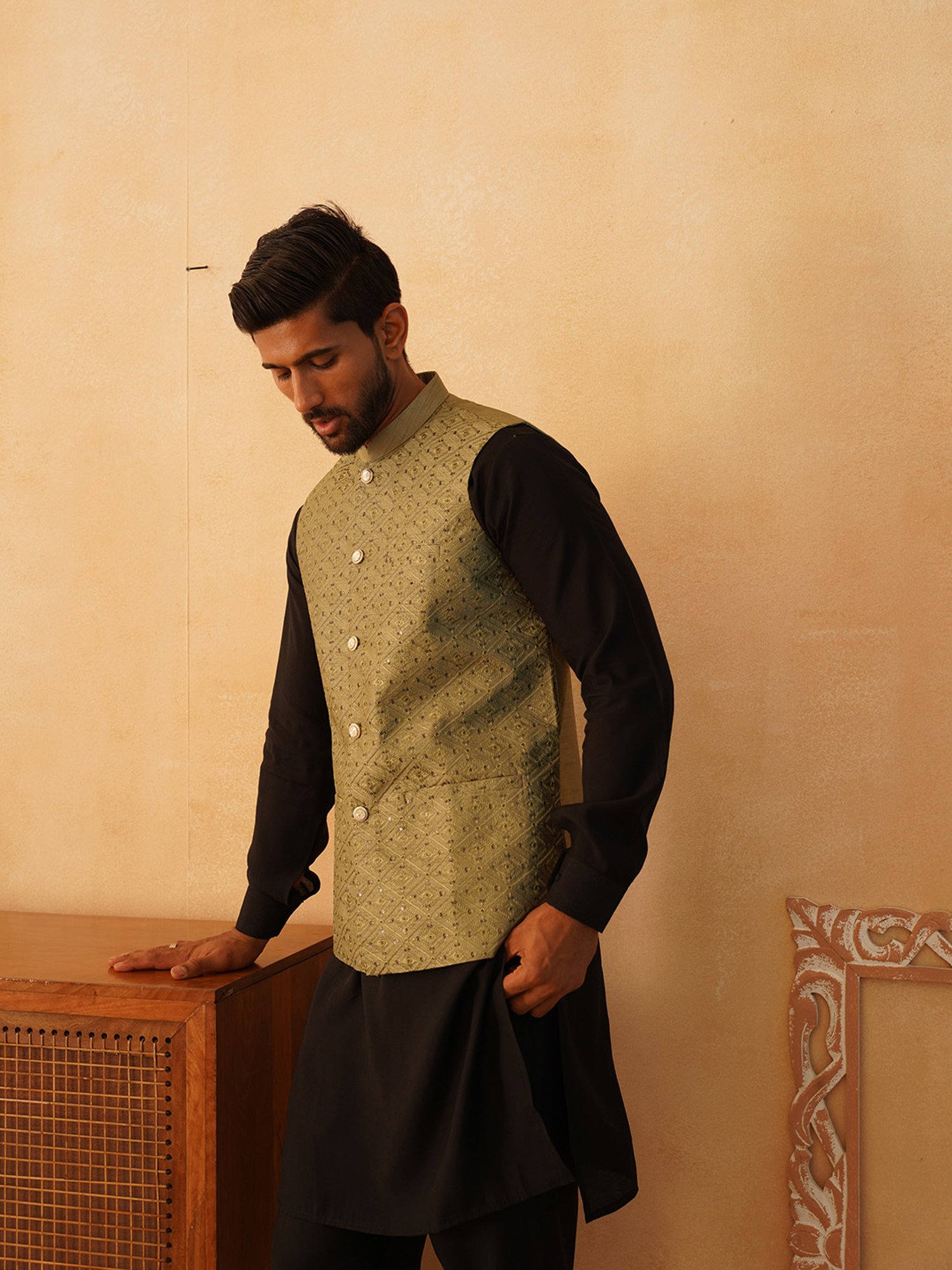 Sanwara White Regular Fit Chikankari Kurta & Churidar Set