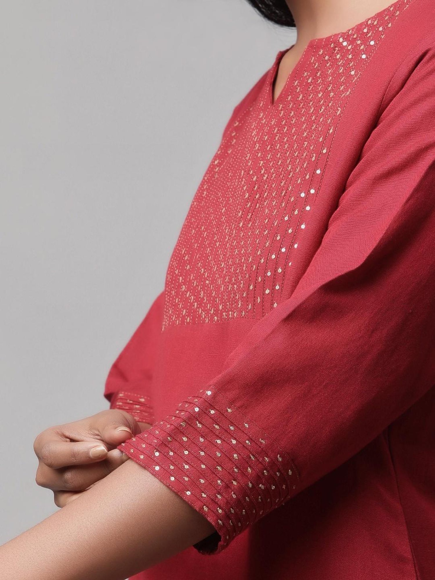 Linen Club Women Maroon Embellished Kurta