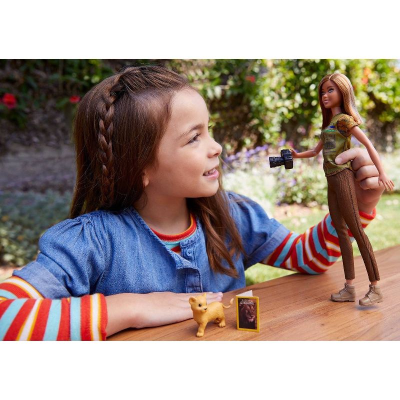 Barbie National Geographic Photographer Playset