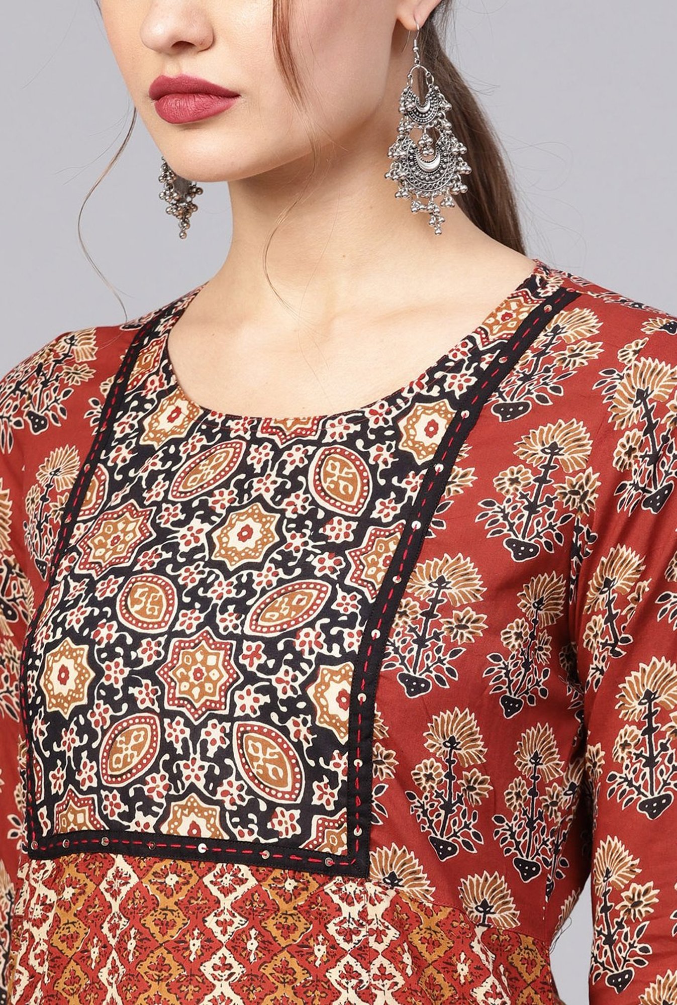 Saffron Threads Black Printed Straight Kurta