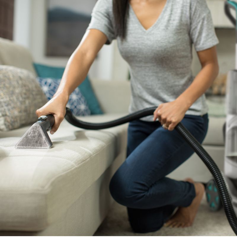 Hoover SmartWash Automatic Carpet Cleaner Machine and Upright Shampooer