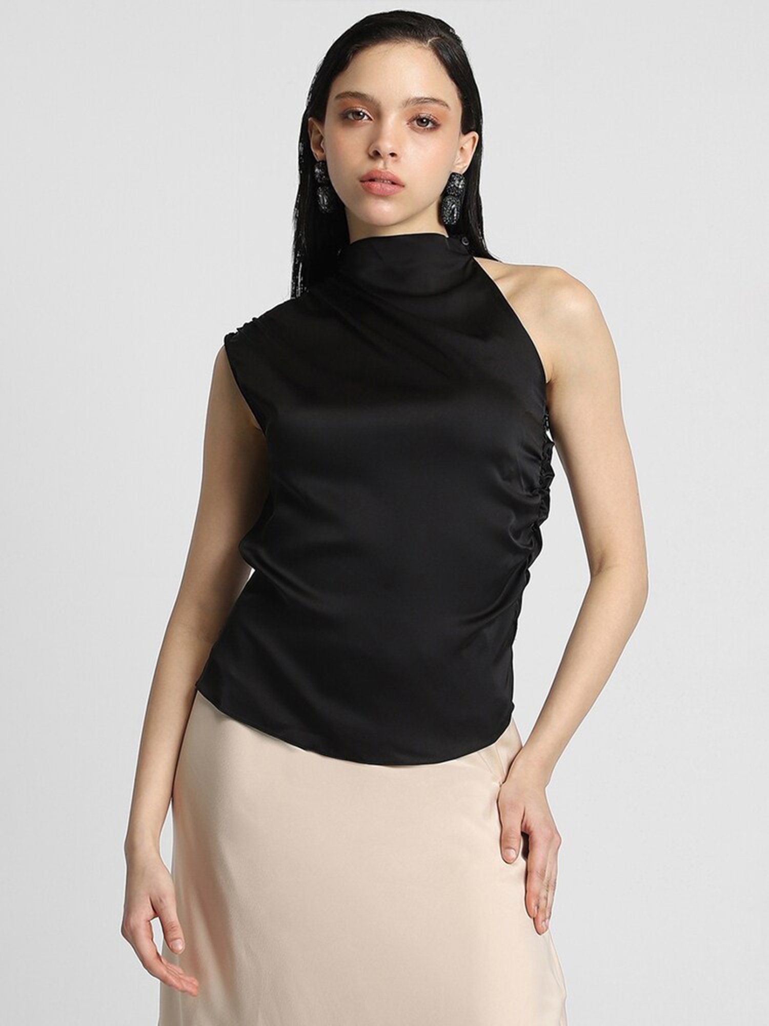 Forever 21 Black Regular Fit Top