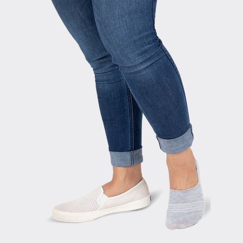 Peds Women's Chevron Assorted Sport Cut 4pk Liner Socks - Colors Vary 5-10