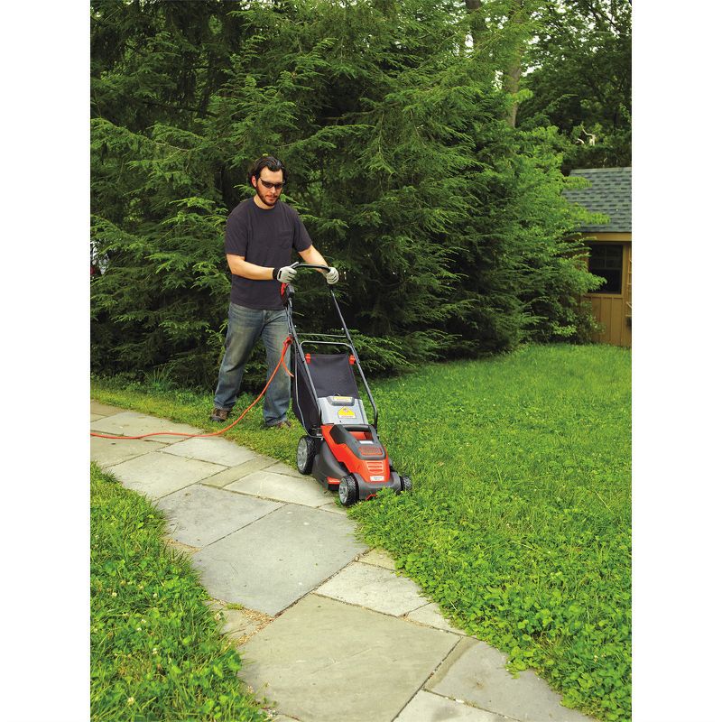 Black & Decker EM1700R 12 Amp 17 in. Edge Max Lawn Mower