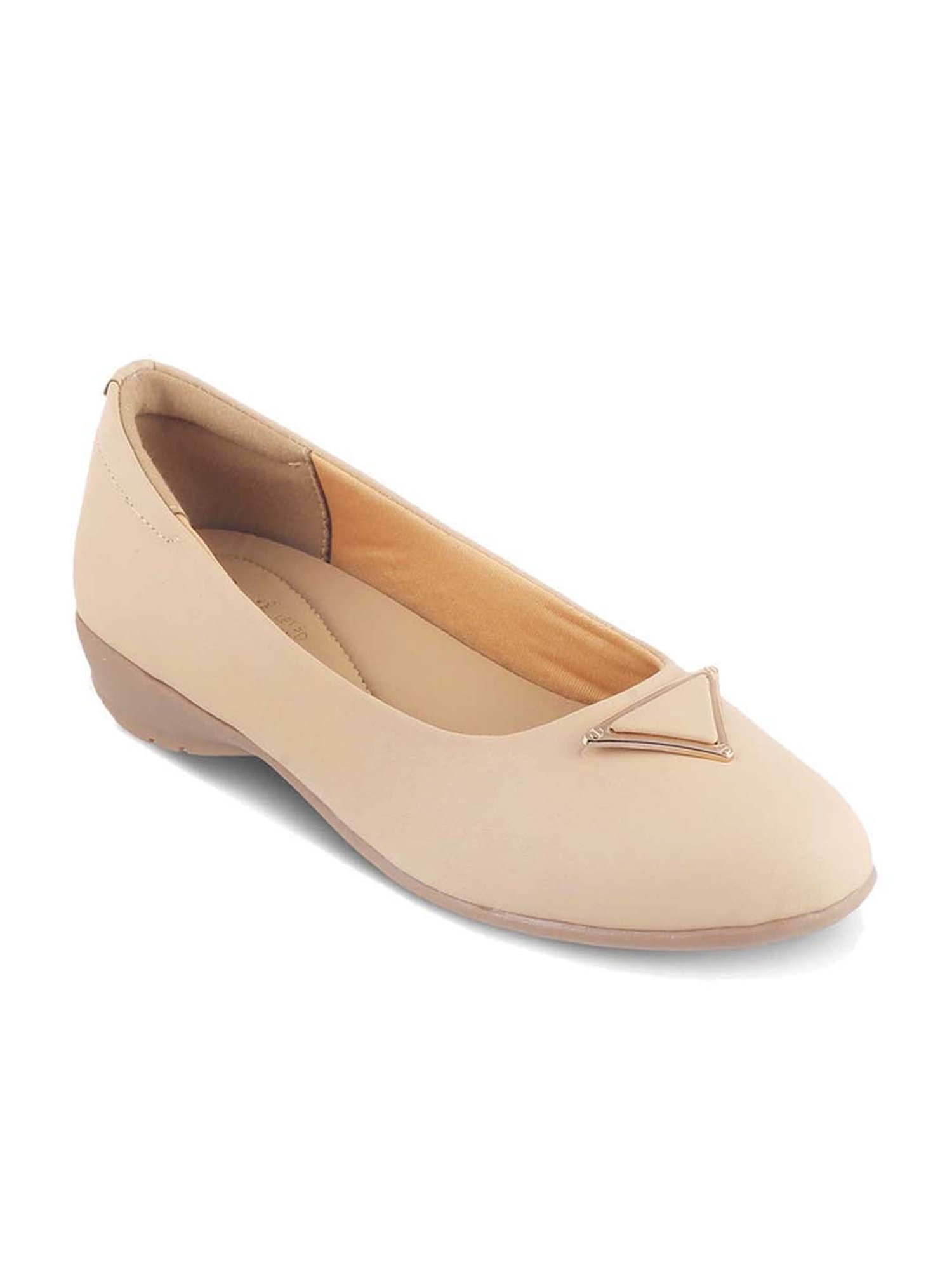 Tresmode Women's Beige Flat Ballets