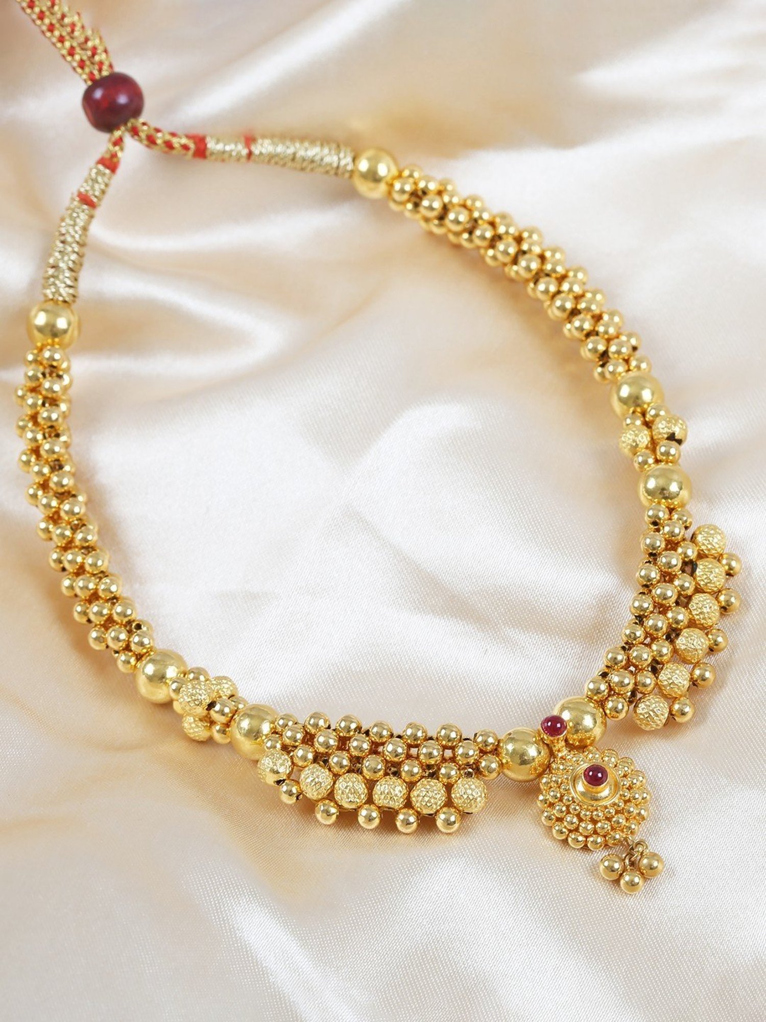 P.N.Gadgil Jewellers Pratha Gold 22k Kolhapuri Thushi Necklace