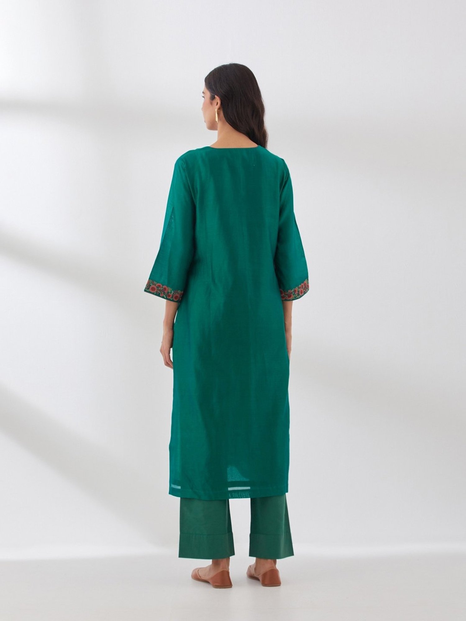 Smriti Gupta Pesas Botton Green Kurta