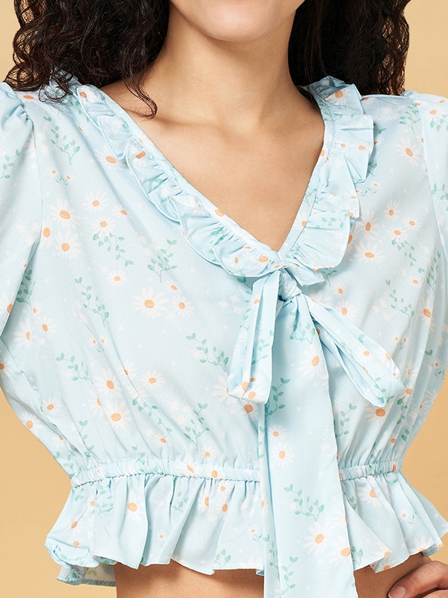 YU by Pantaloons Blue Floral Print Crop Top