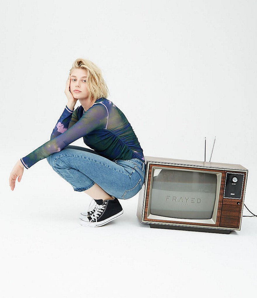 Celebrity Pink Shadow Knee Mid Rise Straight Jeans