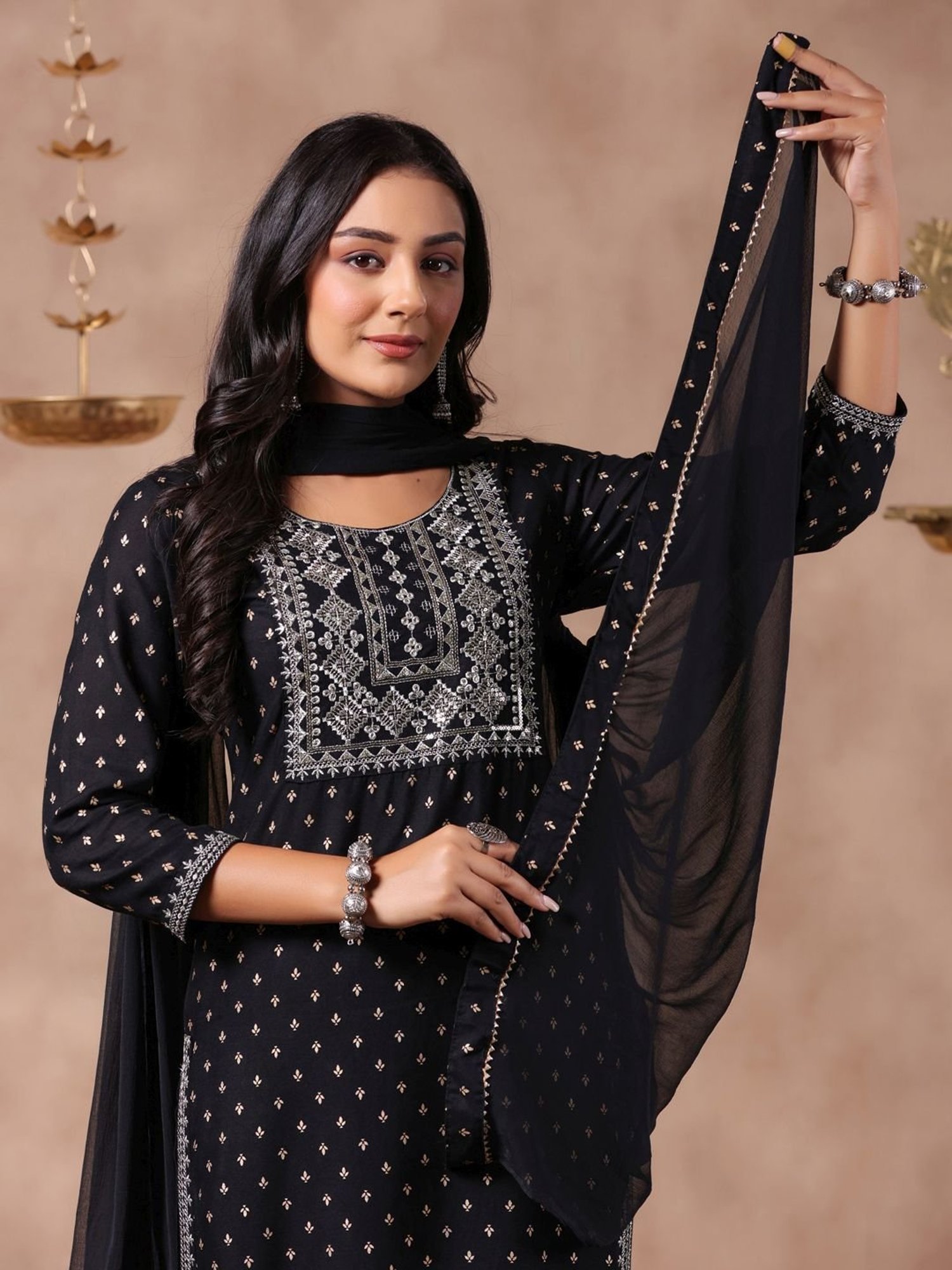 Anubhutee Black Embroidered Kurta Pant Set With Dupatta