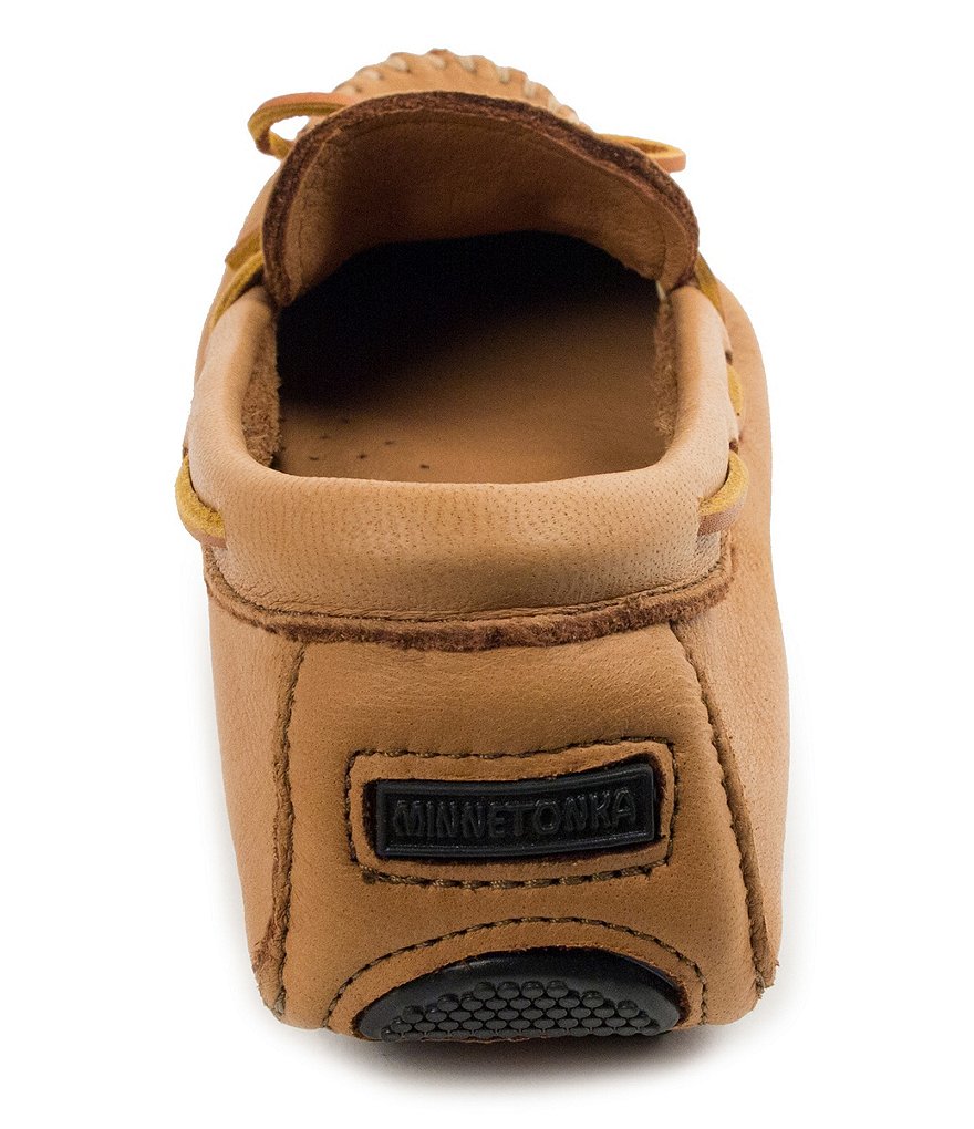 Minnetonka Men's Moosehide Driver