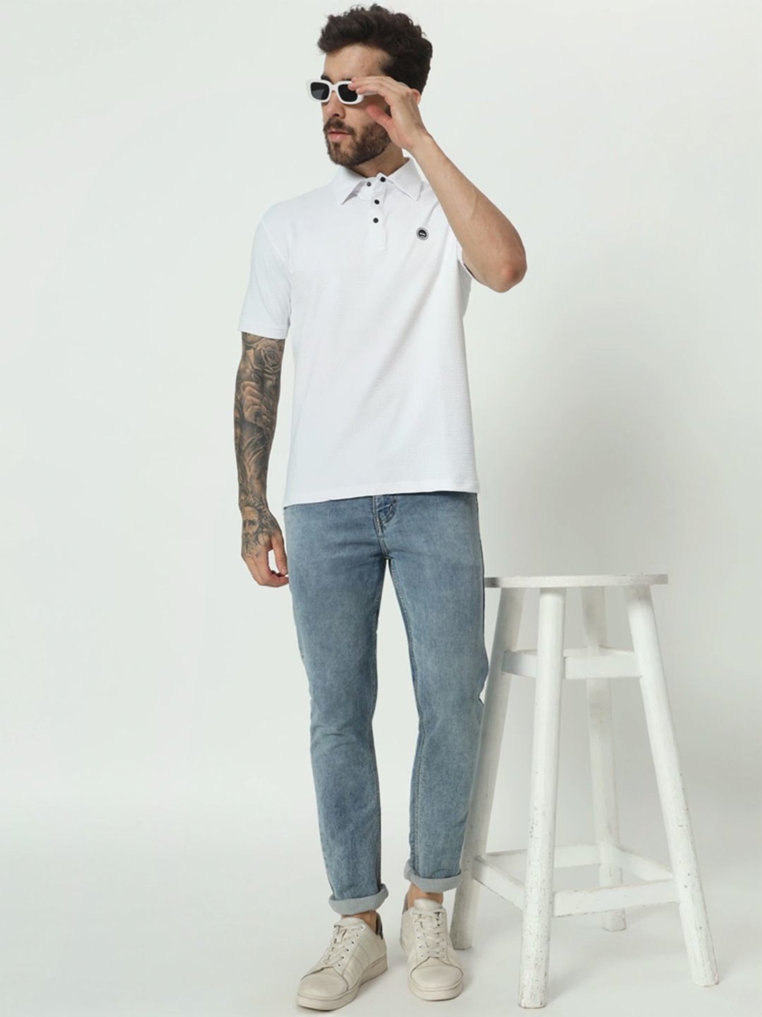Tab91 White Regular Fit Self Pattern Polo T-Shirts