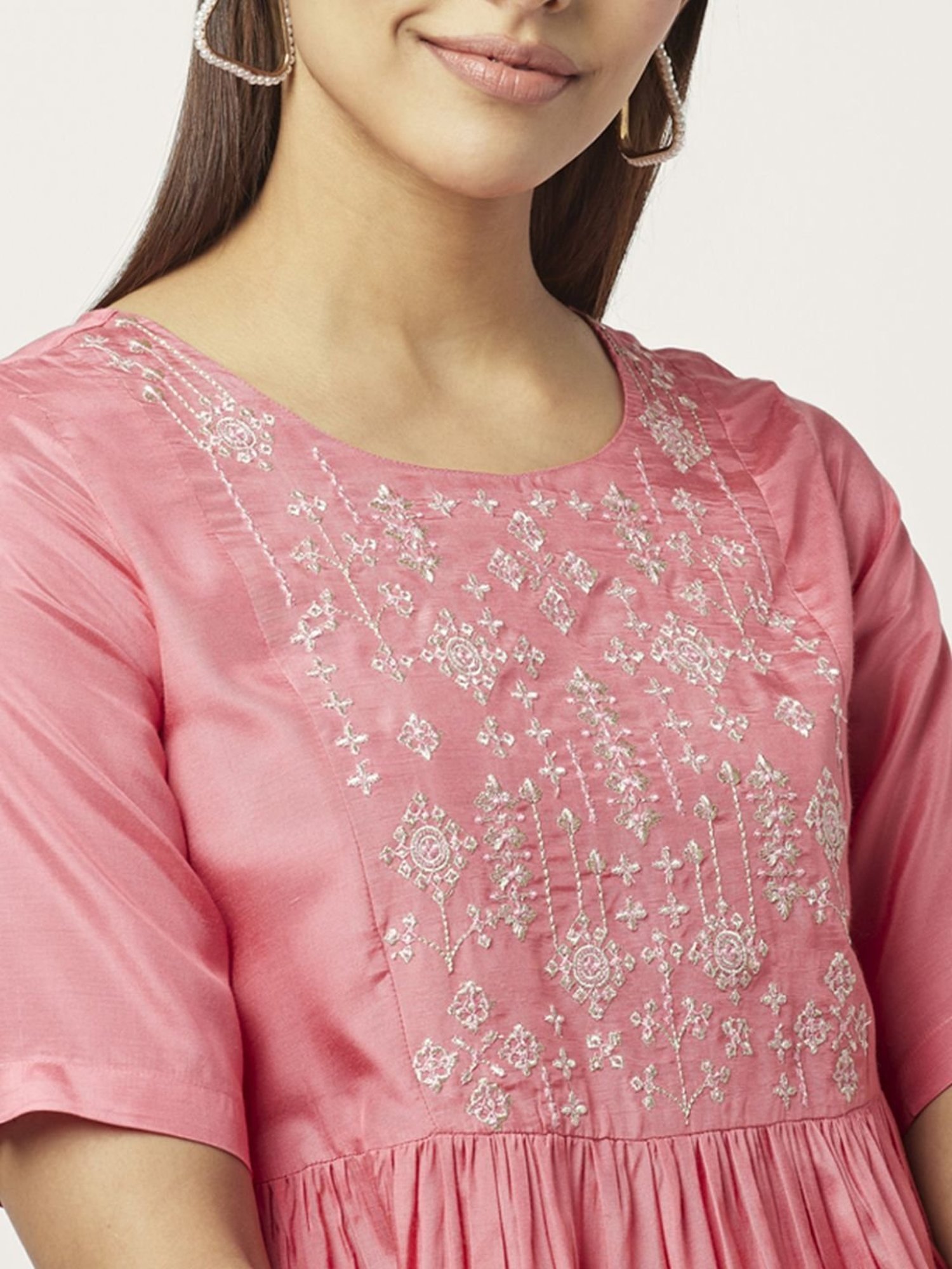Akkriti by Pantaloons Coral Embroidered Top