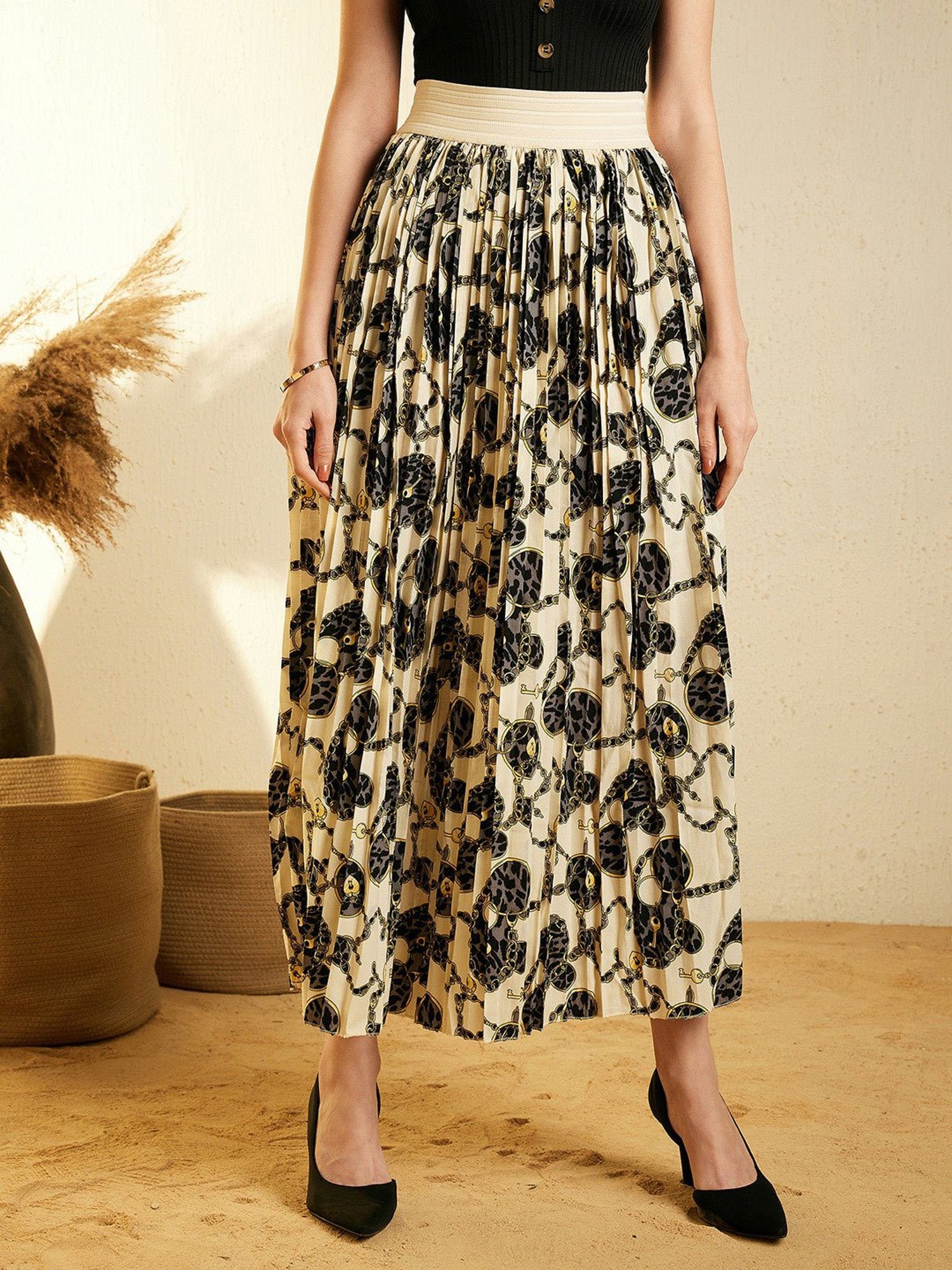 StyleStone Cream & Black Print Skirt