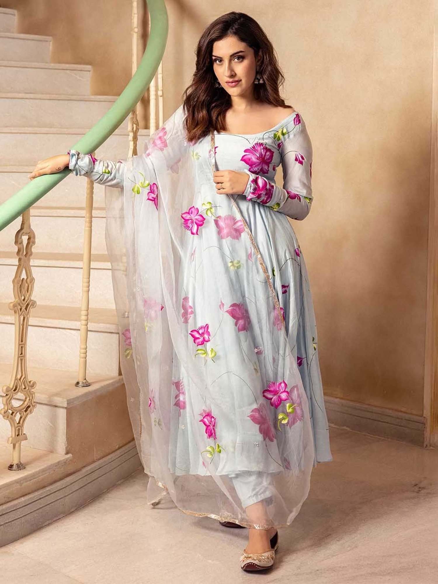 AACHHO Blue Varari Hand Painted Suit Set