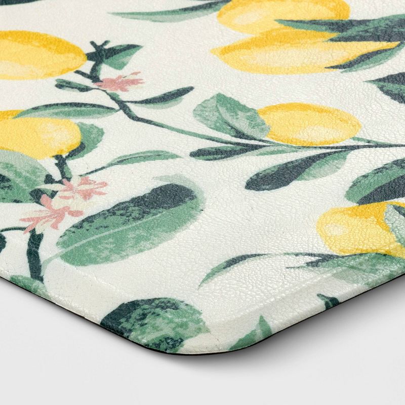 2'2"x8' Runner Swirl Loomed Rug Ivory/Black - Safavieh