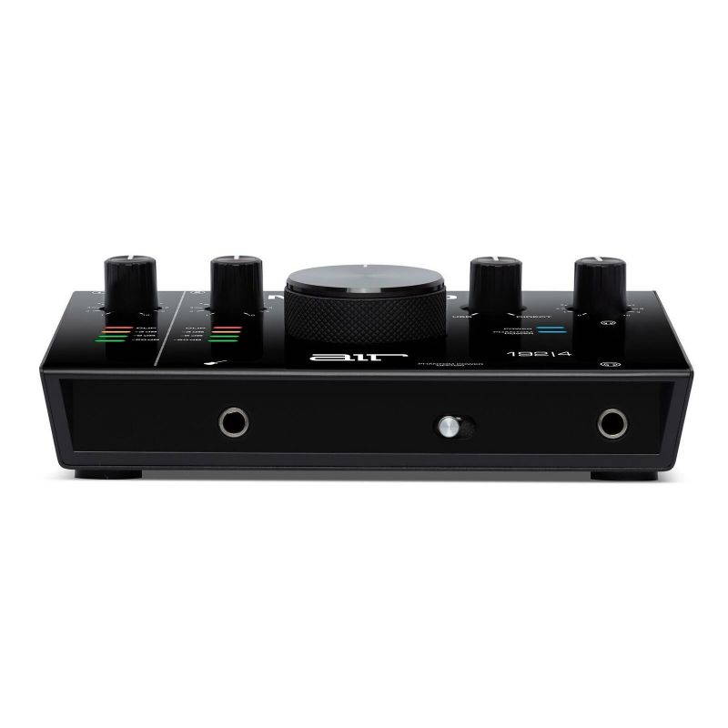 M-Audio Air 192|4 Vocal Studio Pro Bundle with 15-foot Mogami XLR Cable