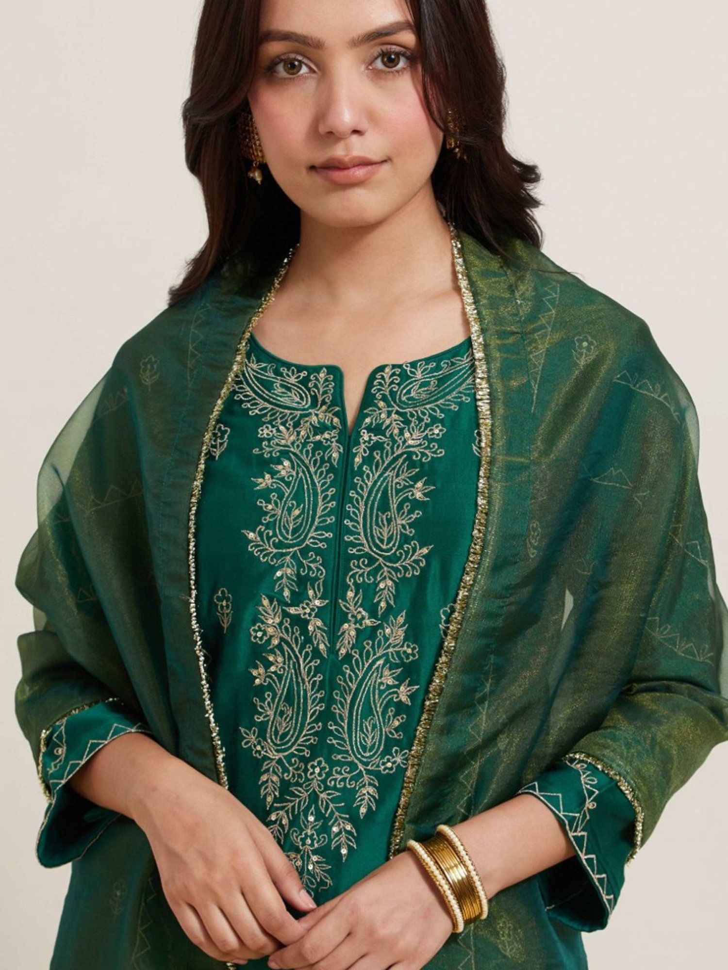 Priya Chaudhary Green Afreen Embroidered Chanderi Silk Kurta