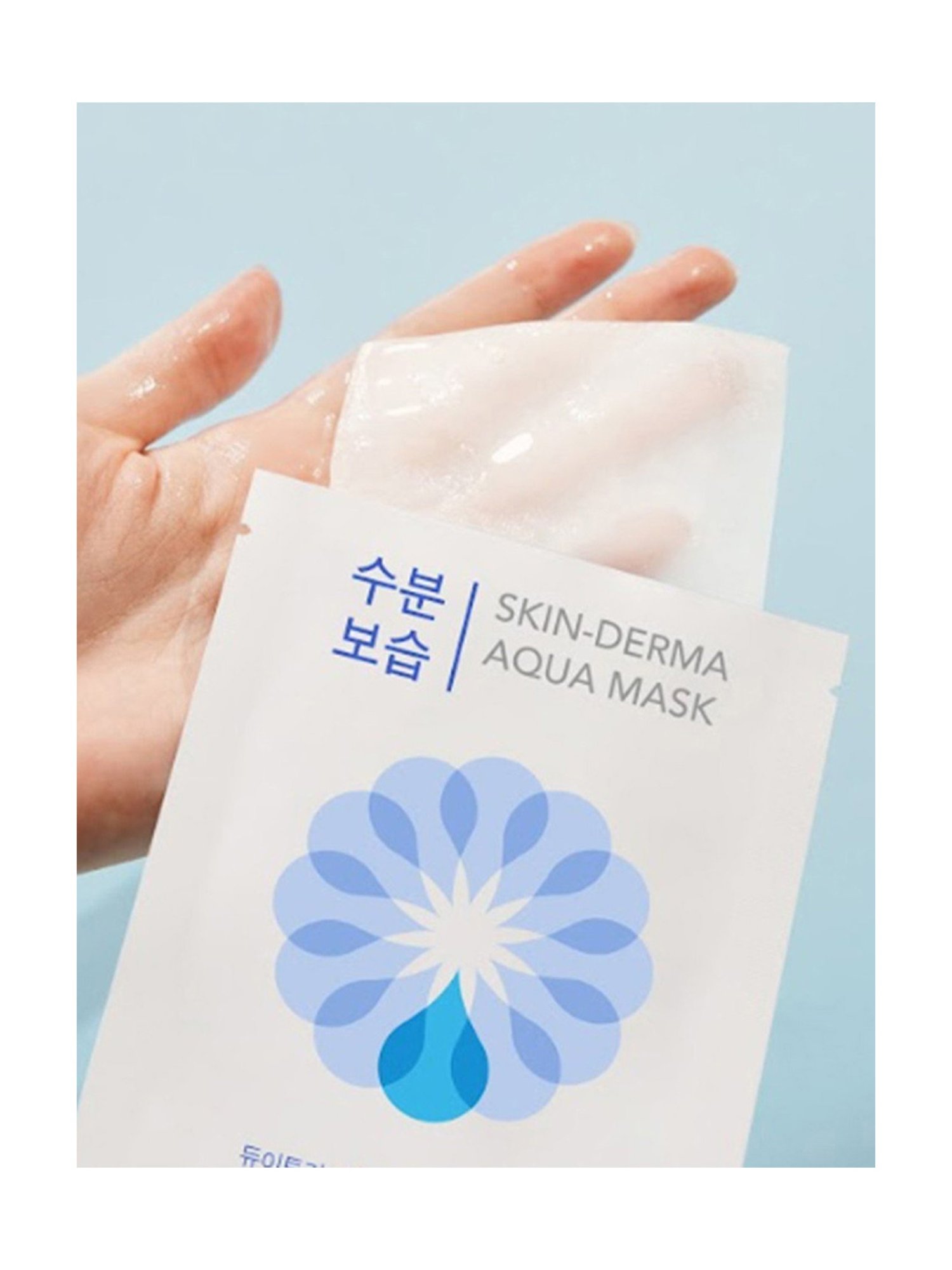 Lakme Skin Solutions Sheet Mask Hydrating with Hyaluronic Acid