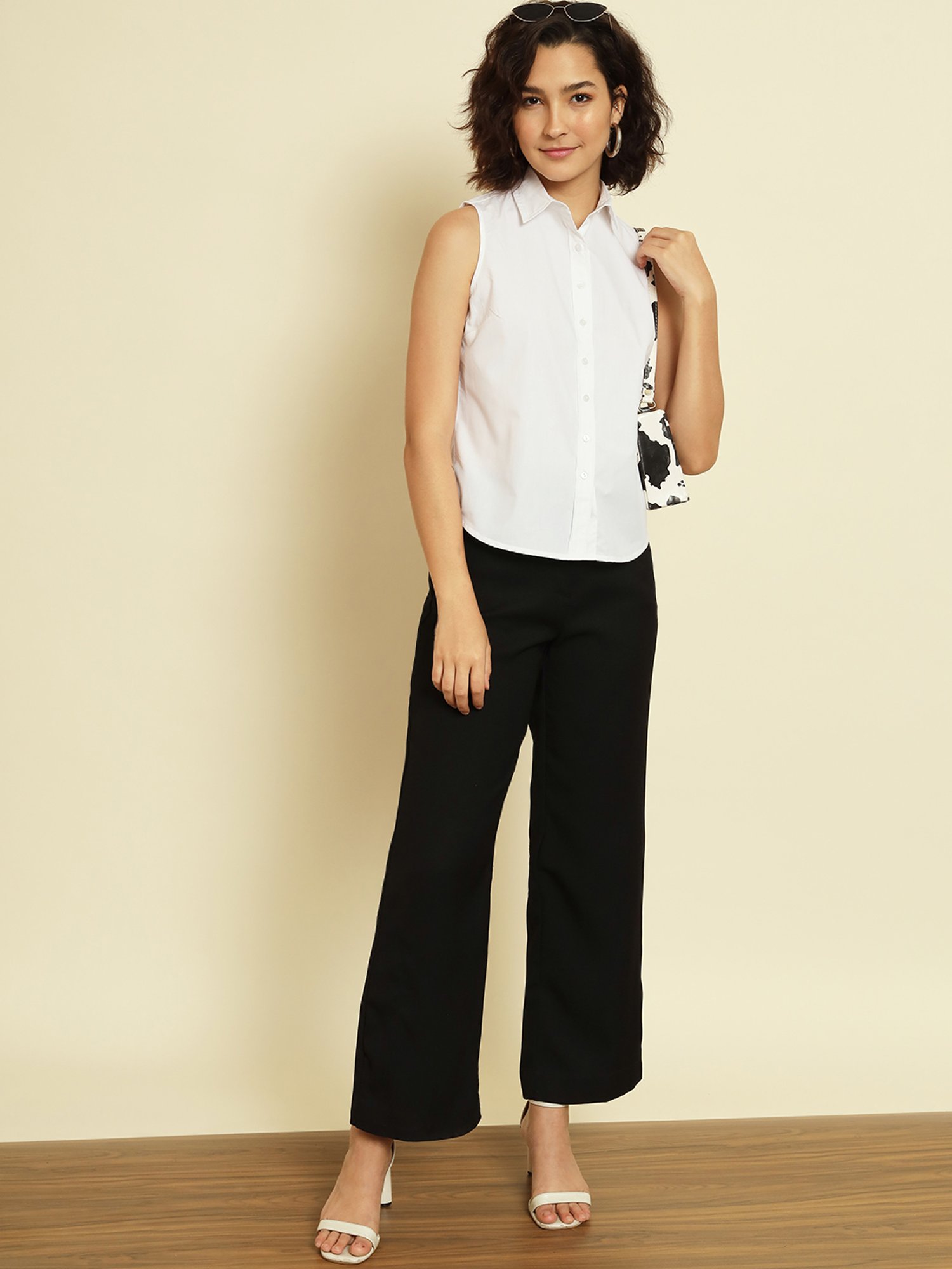 Trend Arrest White Regular Fit Shirt