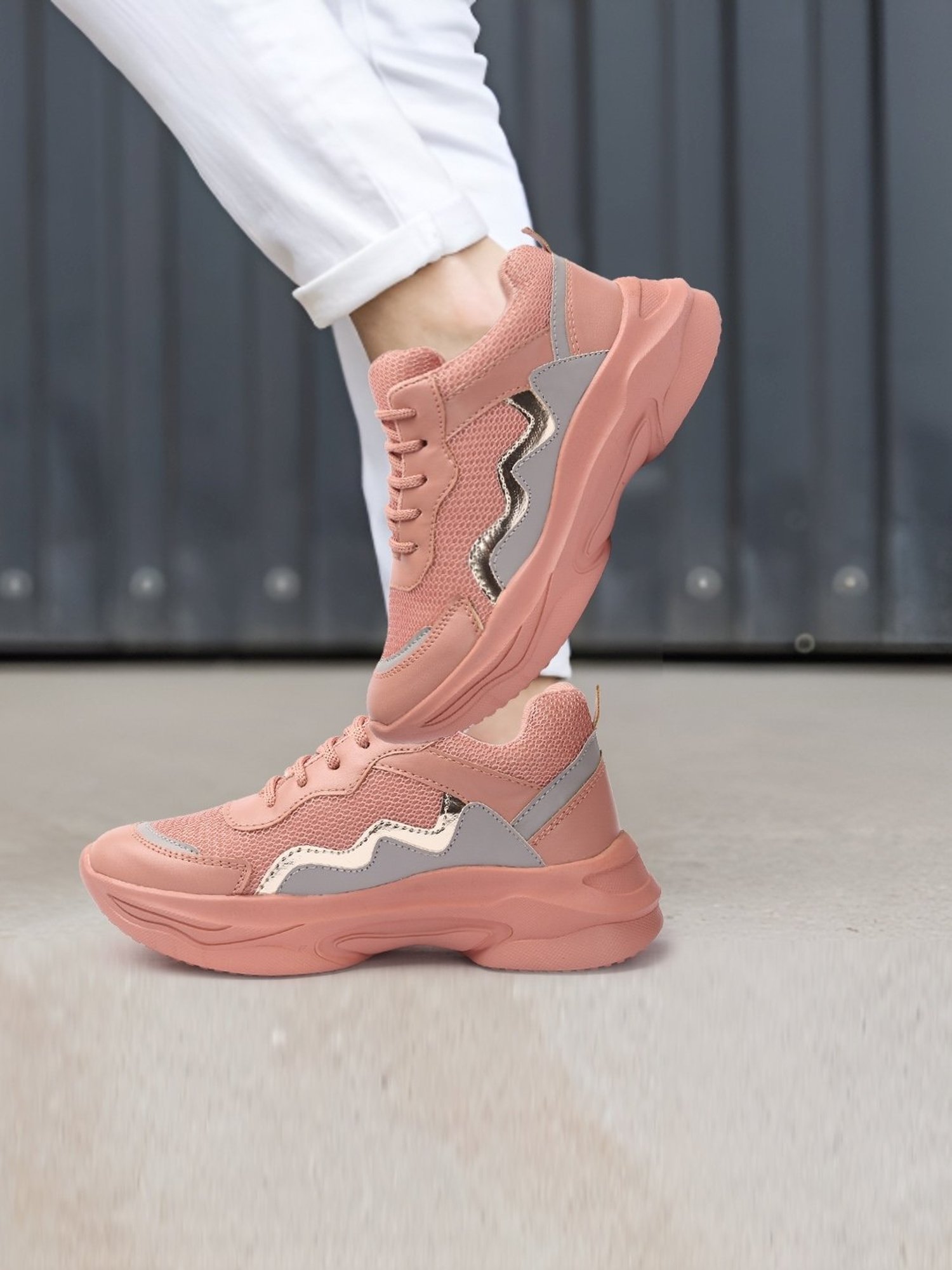 Iconics Women's Peach Running Shoes