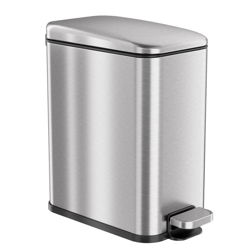 Rubbermaid 8 Quart Traditional Square Top Bedroom, Bathroom, and Office Wastebasket Trash Can, White (2 Pack)