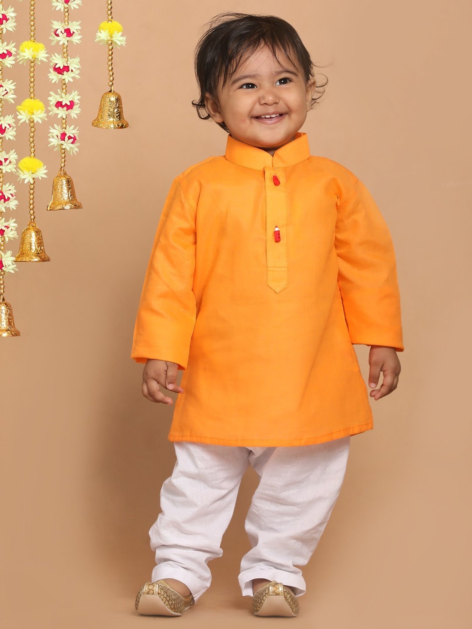 VASTRAMAY SISHU Orange & White Cotton Straight Fit Kurta Set