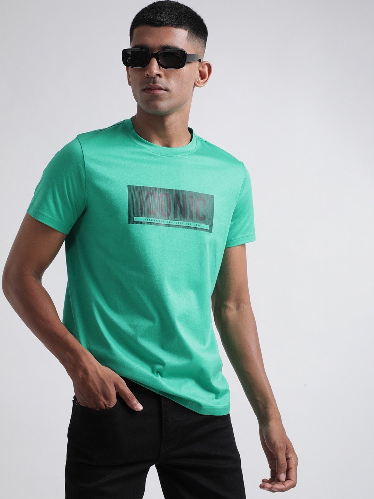 Iconic Men Printed Regular Fit Cotton T-shirt