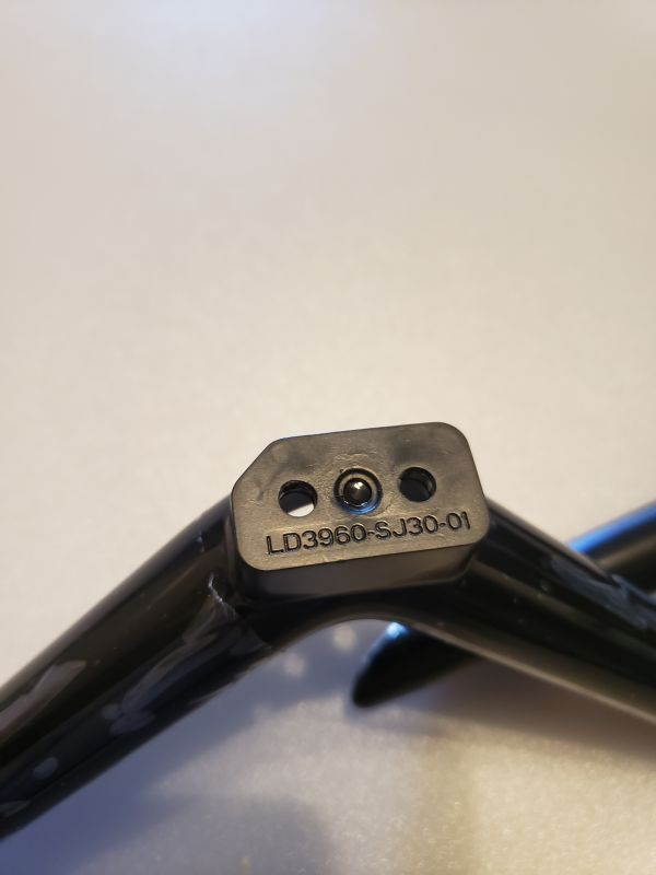 Onn 100012584 Stand Legs W/Screws - NEW