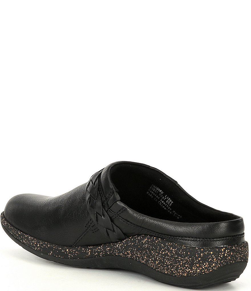 Aetrex Libby-Braided Strap Detail Clogs