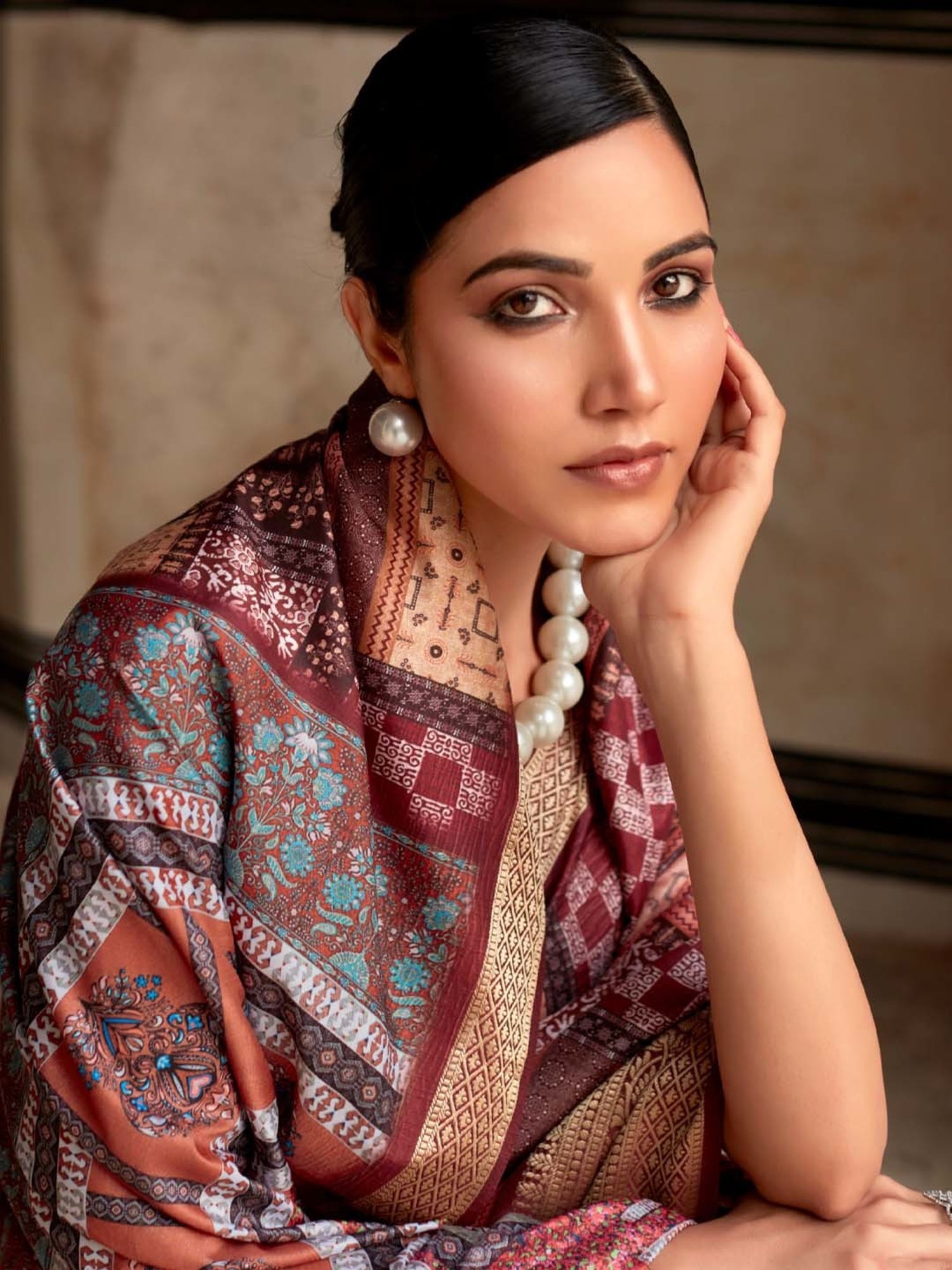 Saree Mall Purple Silk Printed Saree With Unstitched Blouse