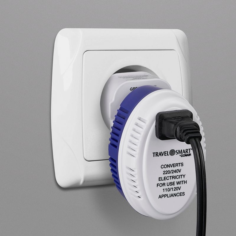 Travel Smart by Conair Converter Adapter Set