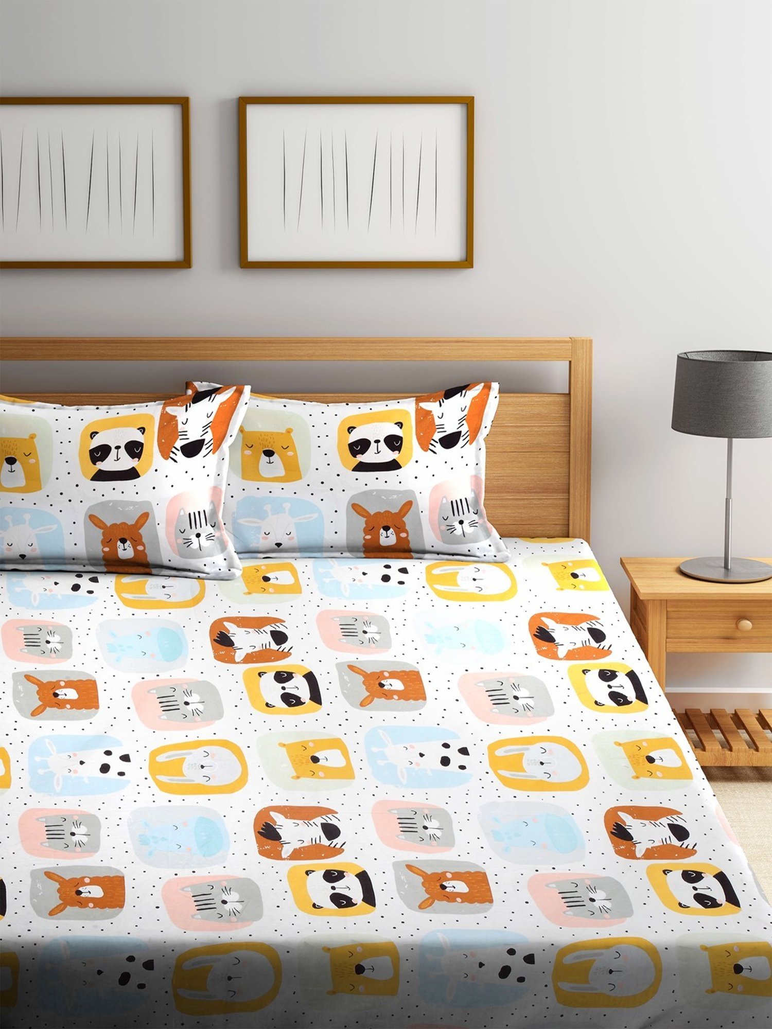 Klotthe Printed White 210 TC Cotton Blend Double 2 Bed Sheets with 4 Pillow Covers