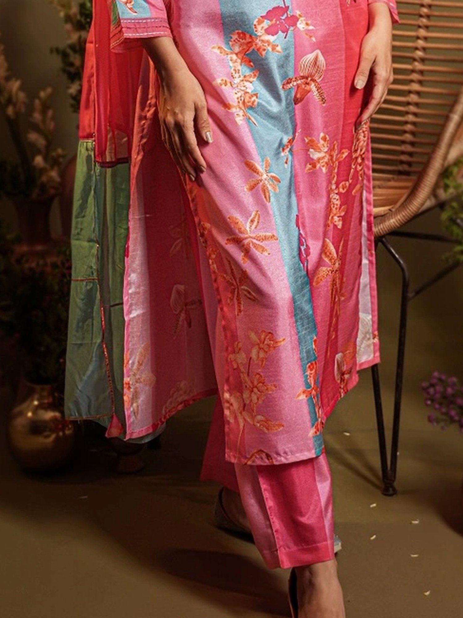 Heeposh Pink Printed Kurta Pant Set With Dupatta