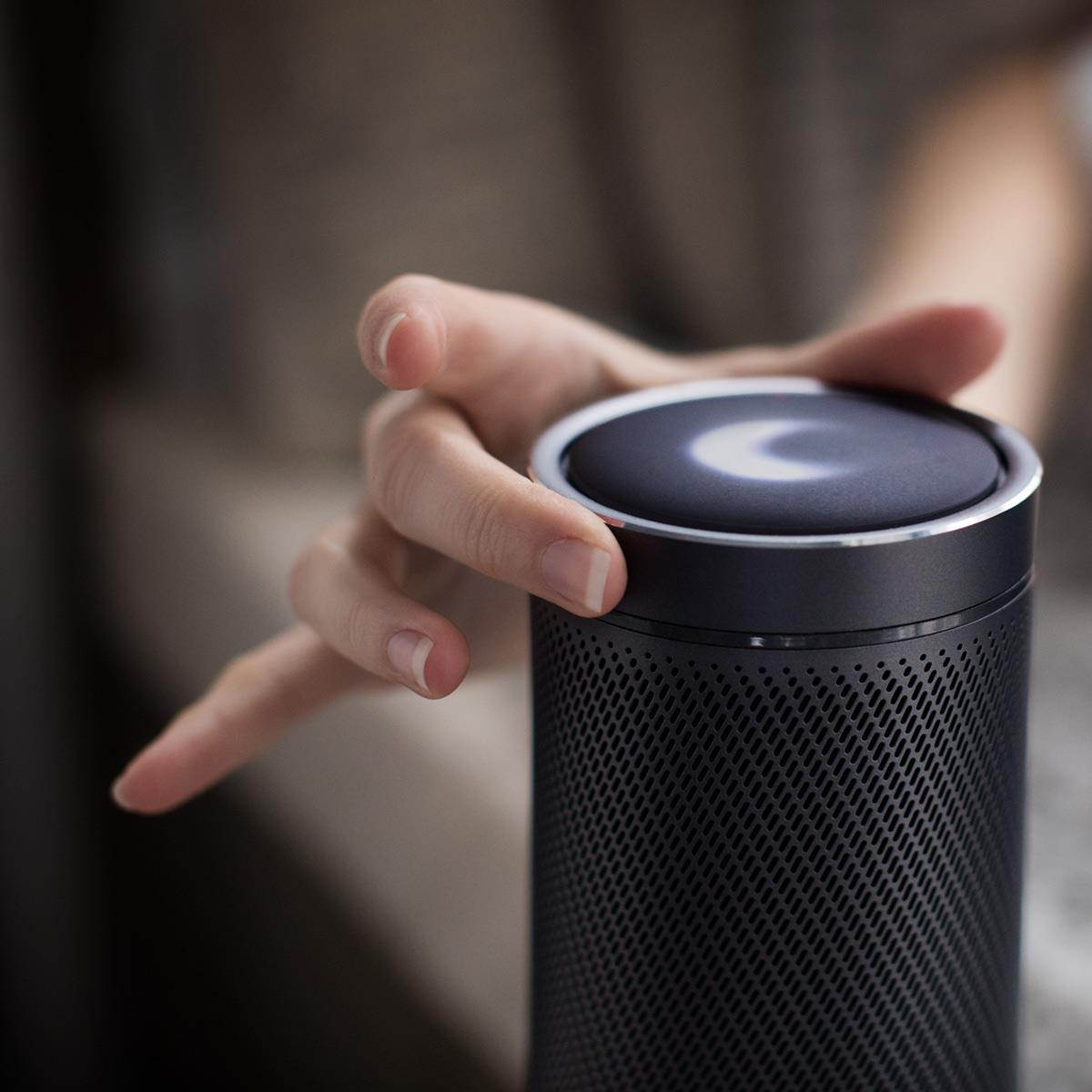 Harman Kardon INVOKE Voice-Activated Speaker with Cortana HKINVOKESILAM (Silver)