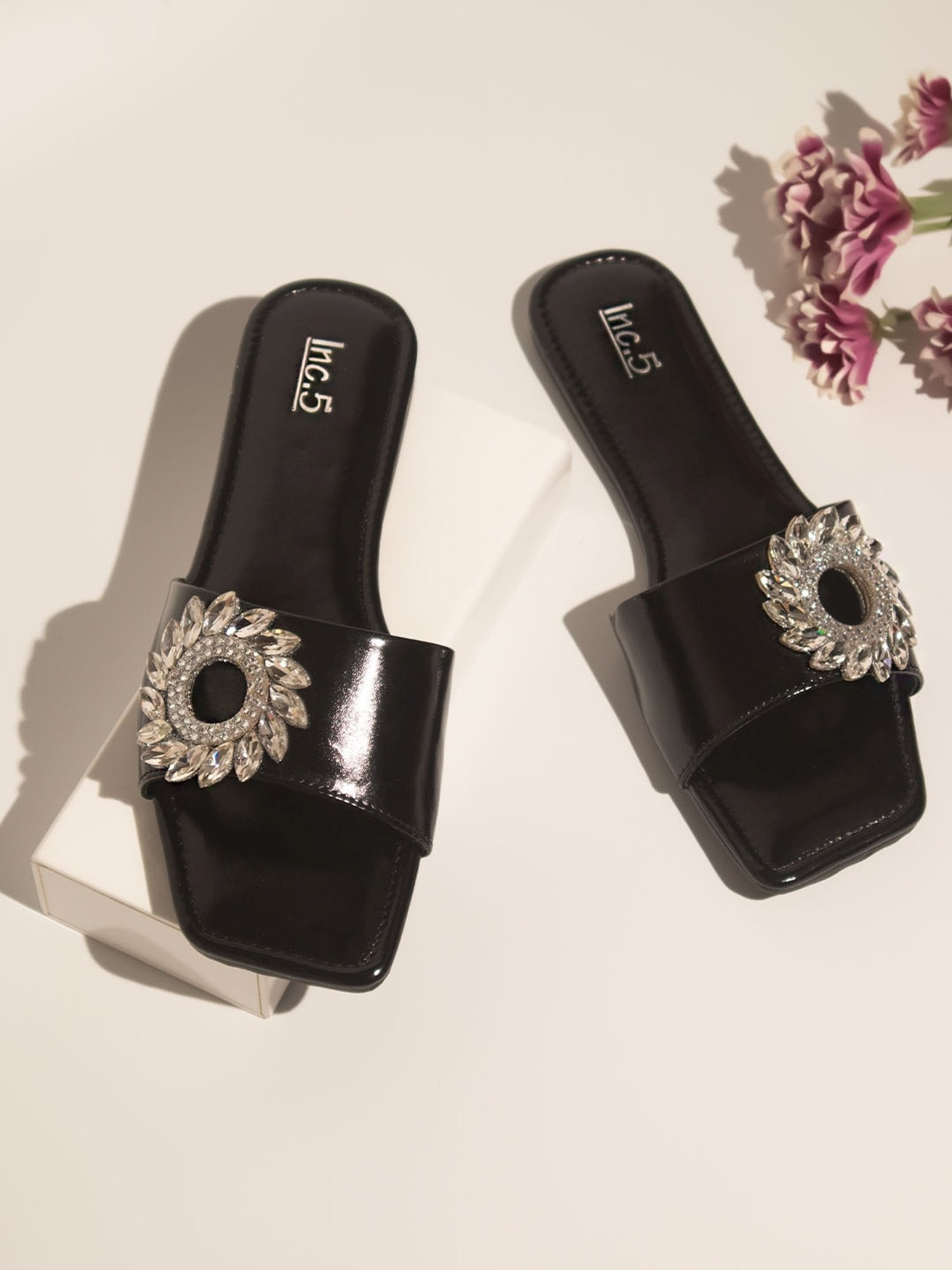 Inc.5 Women's Black Casual Sandals