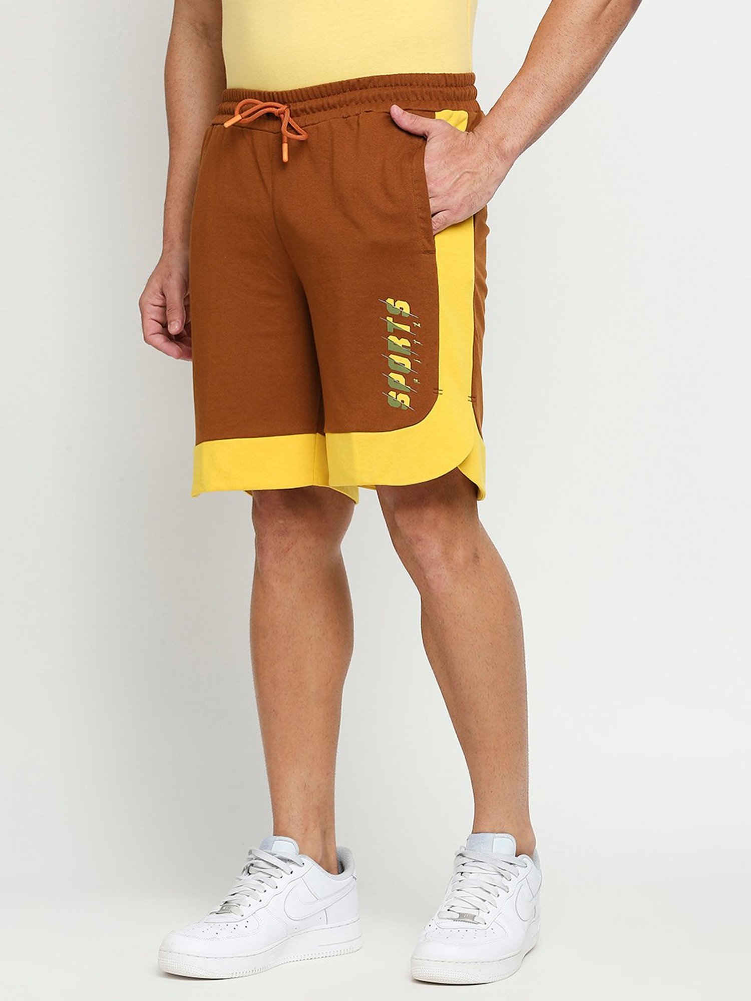 Fitz Brown Slim Fit Shorts