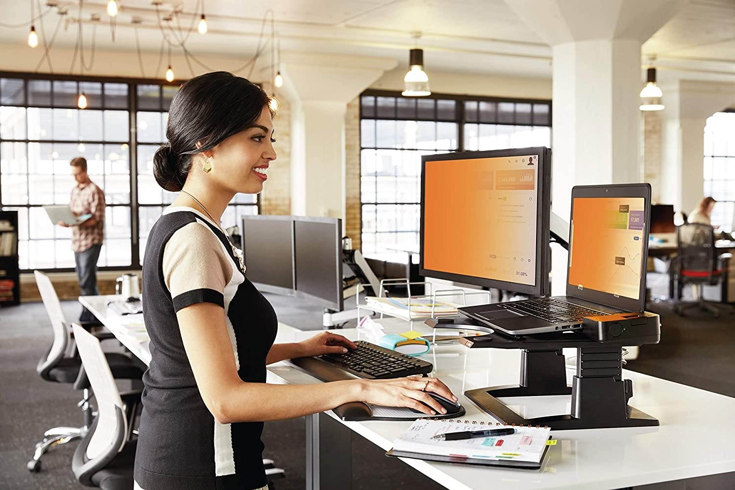 3M GF240W9B Gold Privacy Filter For 24 Inch Widescreen Monitor - Display Privacy Filter - 24 Inch Wide - Gold