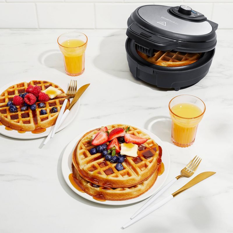 ChefChoice Five of Hearts Waffle Maker - Black