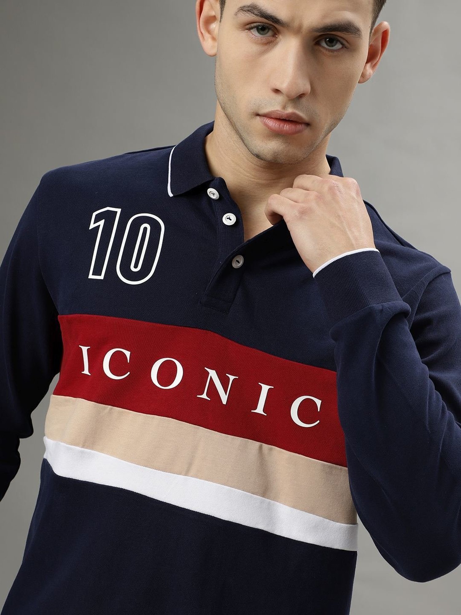 Iconic Men Colourblocked Regular Fit Cotton T-shirt