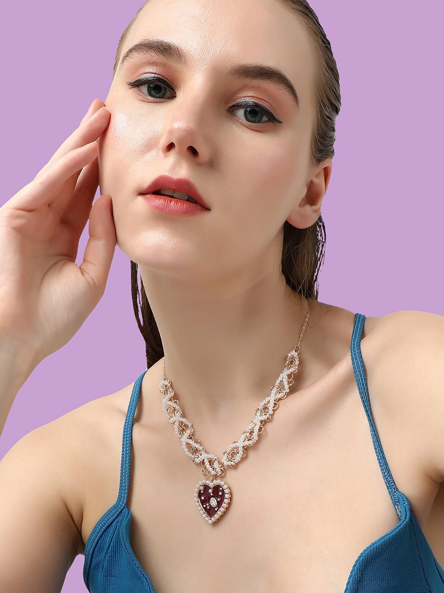 SOHI Gold Plated Pearls Casual Necklace For Women