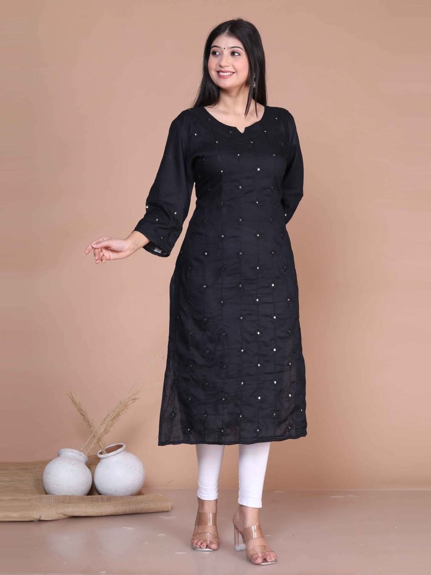 Miravan Black Embroidered Straight Kurta