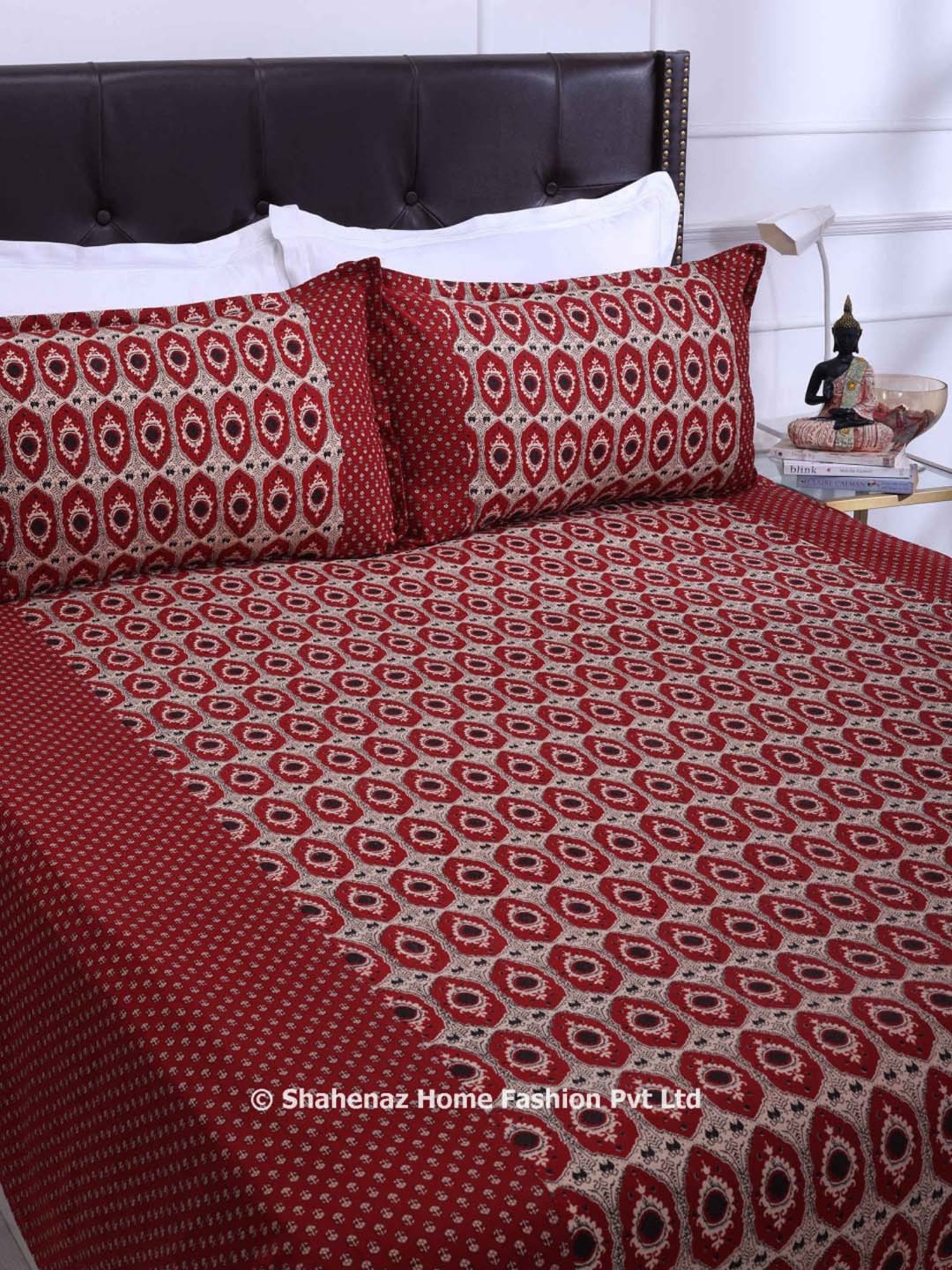 Shahenaz Red 120 TC Cotton Rahat Double Bedsheet with 2 Pillow Covers