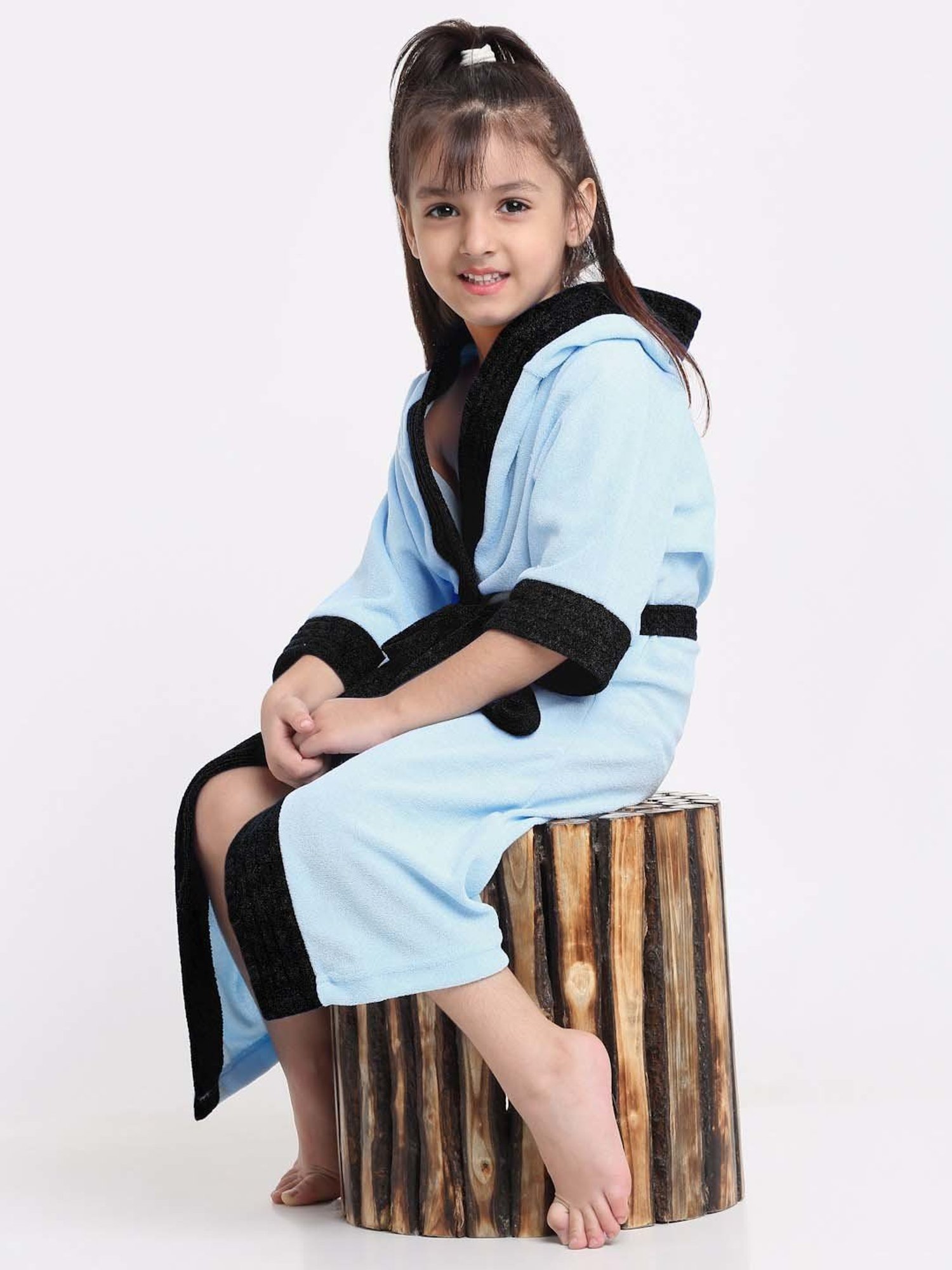 Creeva Melodious Black & Turkish Micro Terry 225 GSM Kids Hooded Bathrobe 4-5 Years With Pocket