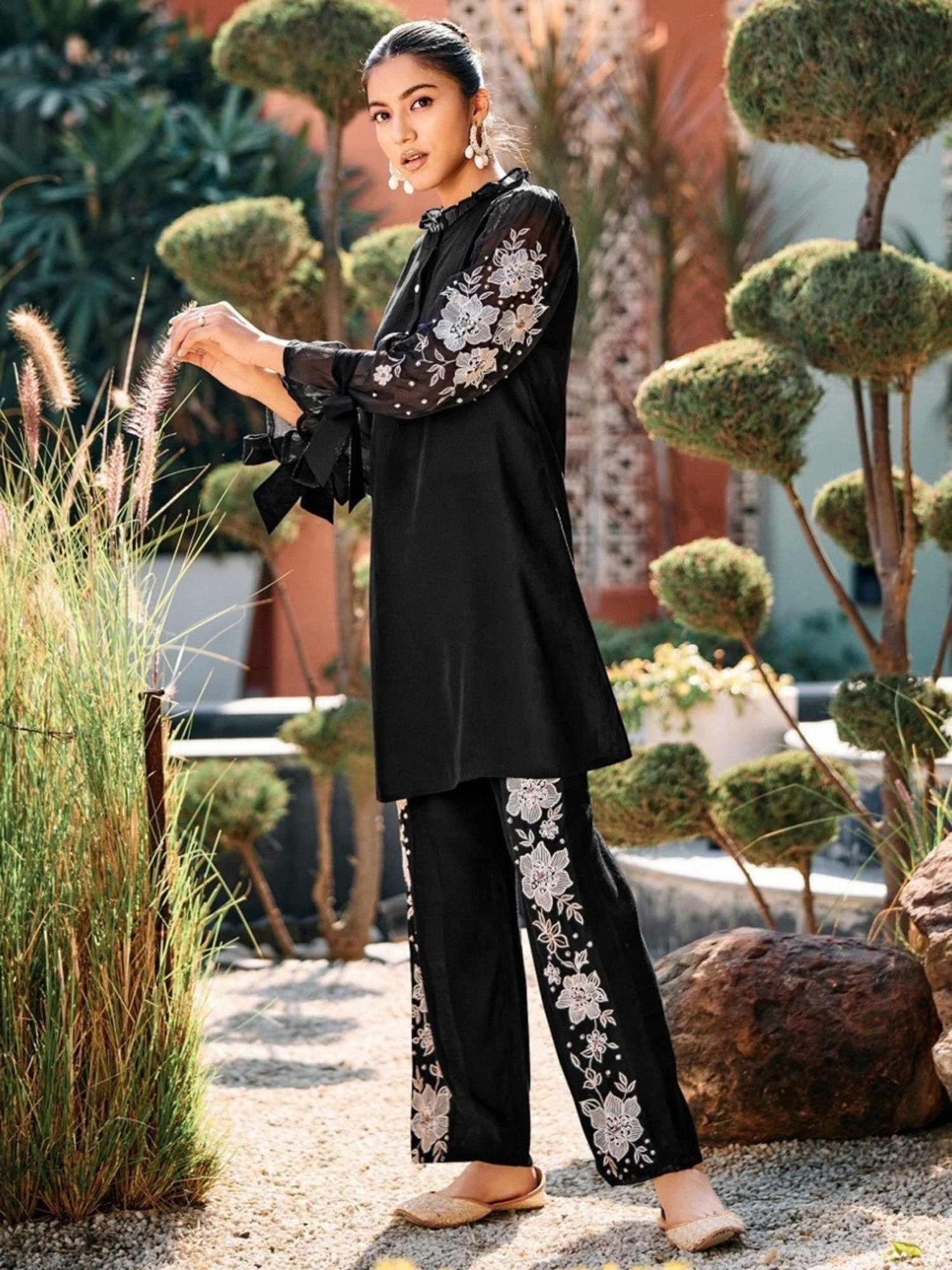 Autumnlane Alice Black Applique & Embroidery Tunic With Pant