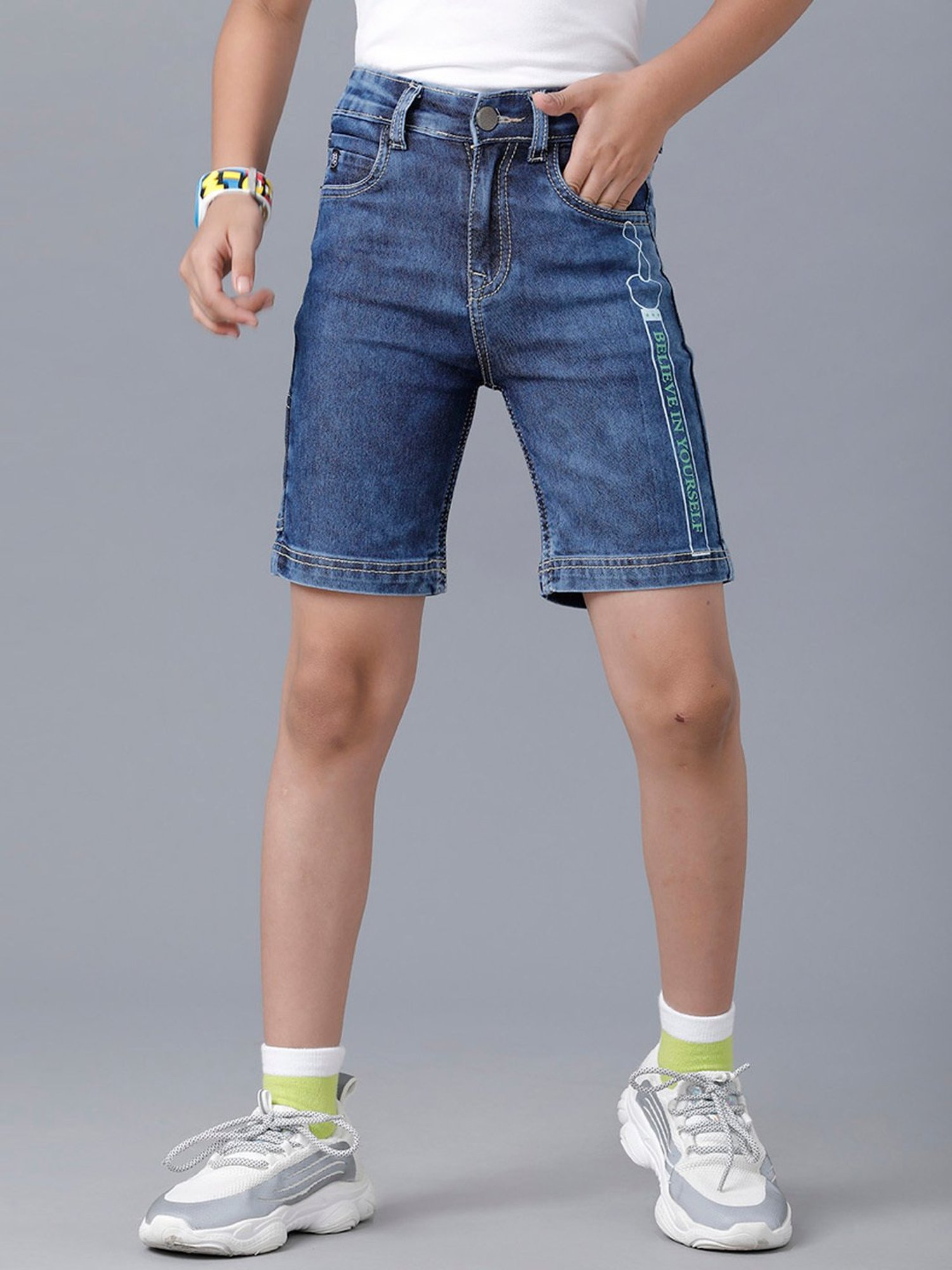 Kate & Oscar Kids Beige Cotton Embroidered Shorts