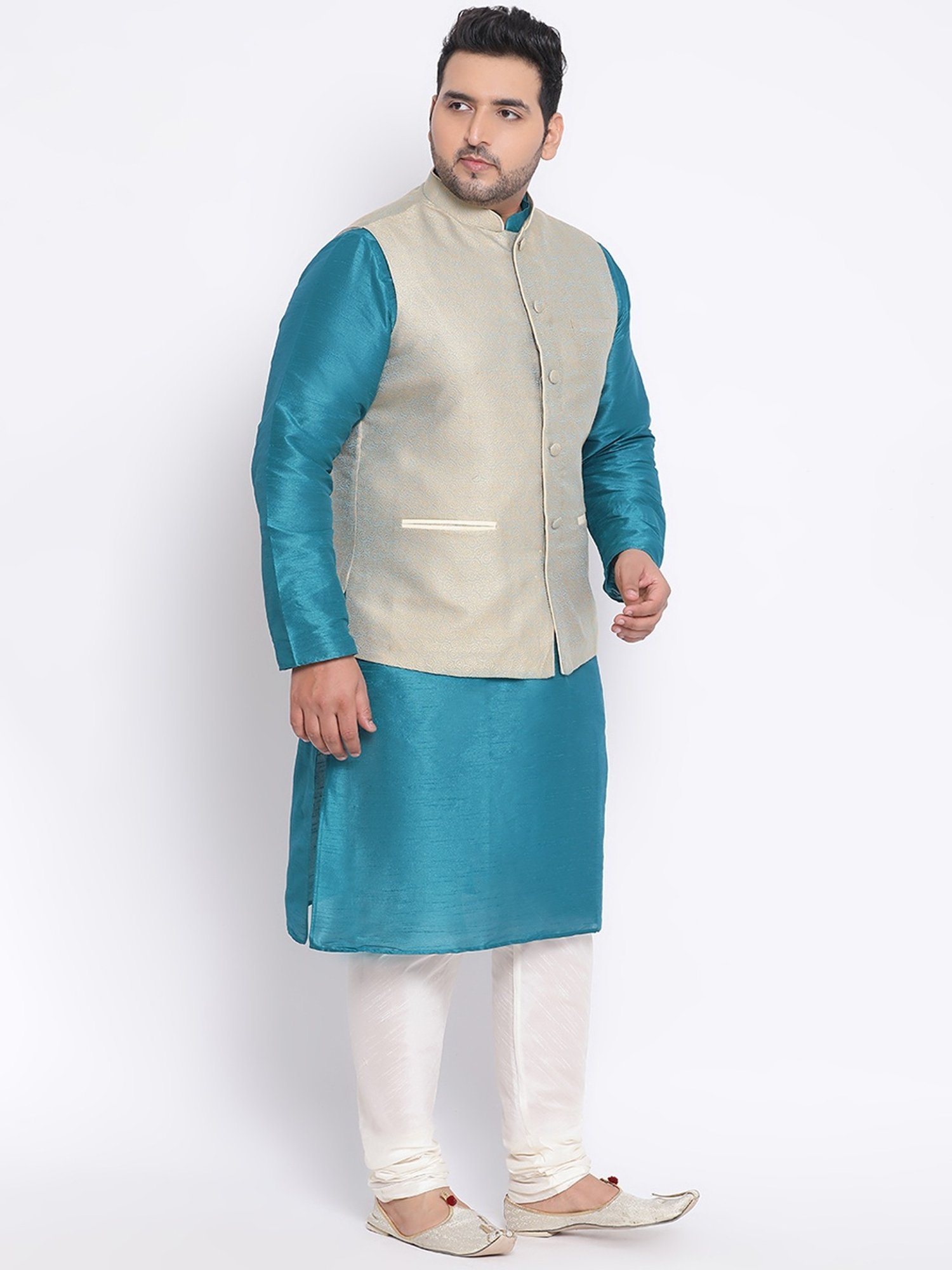 KISAH PLUS Green Regular Fit Jacquard Kurta Set With Jacket