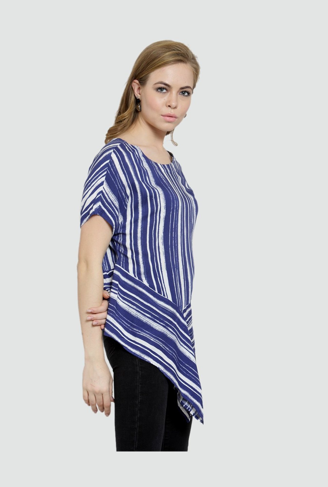 Latin Quarters Blue Striped Top